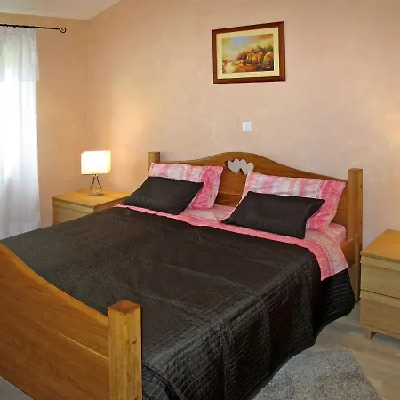 Holiday Home Villa Kristina - Pzn230 *